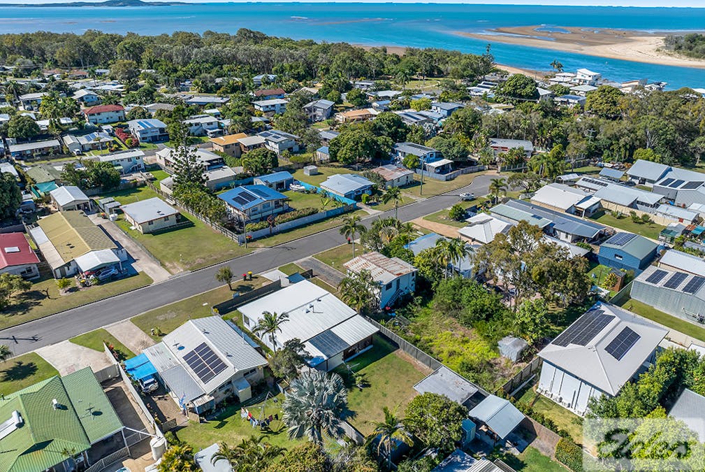 15 Yukana Street, Boyne Island, QLD, 4680 - Image 17
