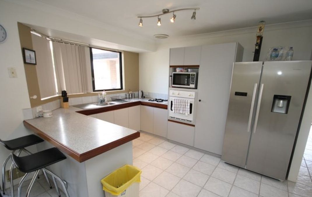 12 Pinto Close, Eaton, WA, 6232 - Image 2
