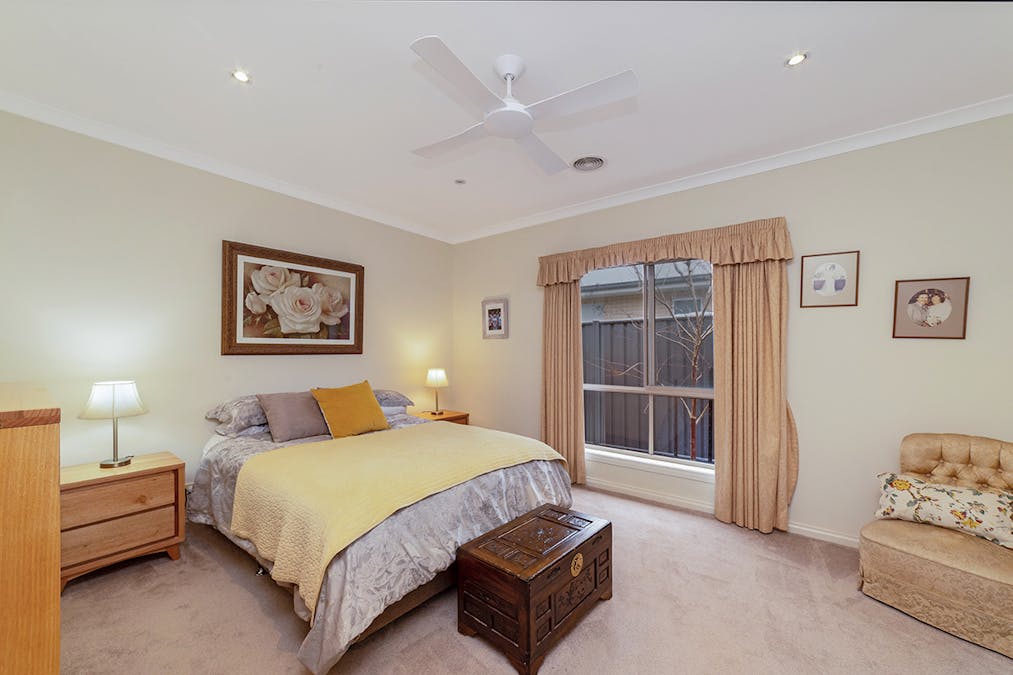 19 Windsor Drive, Hamilton, VIC, 3300 - Image 13