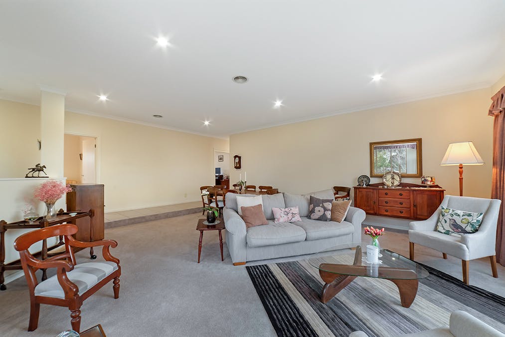 19 Windsor Drive, Hamilton, VIC, 3300 - Image 10