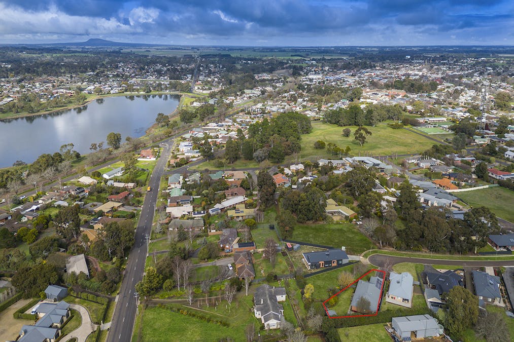 19 Windsor Drive, Hamilton, VIC, 3300 - Image 21