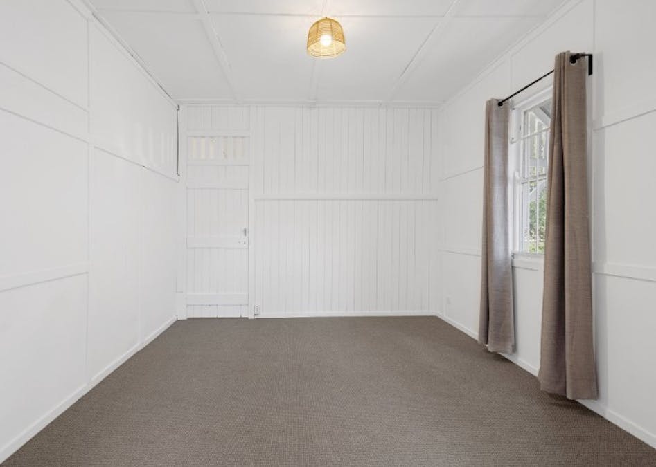 4 Carr Street, Ipswich, QLD, 4305 - Image 7