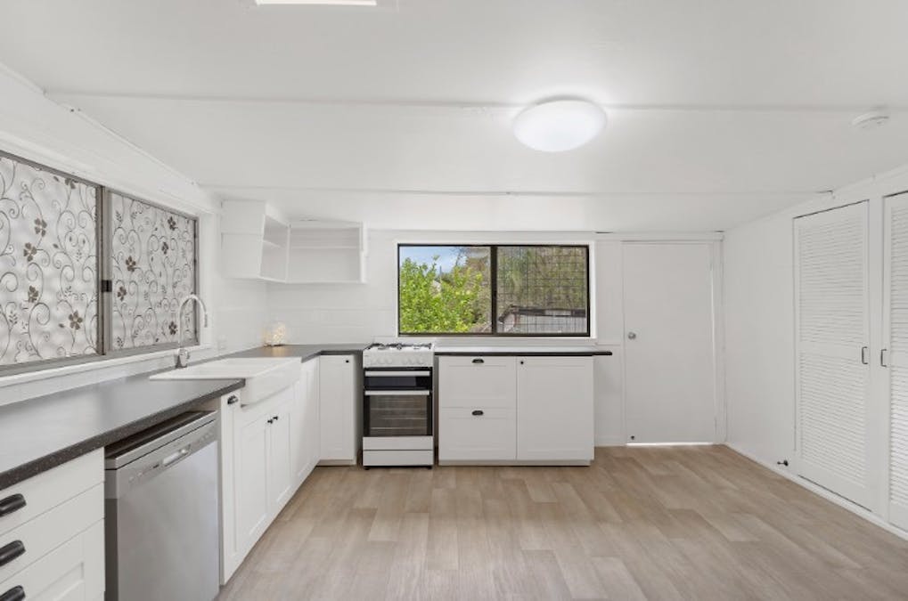 4 Carr Street, Ipswich, QLD, 4305 - Image 5
