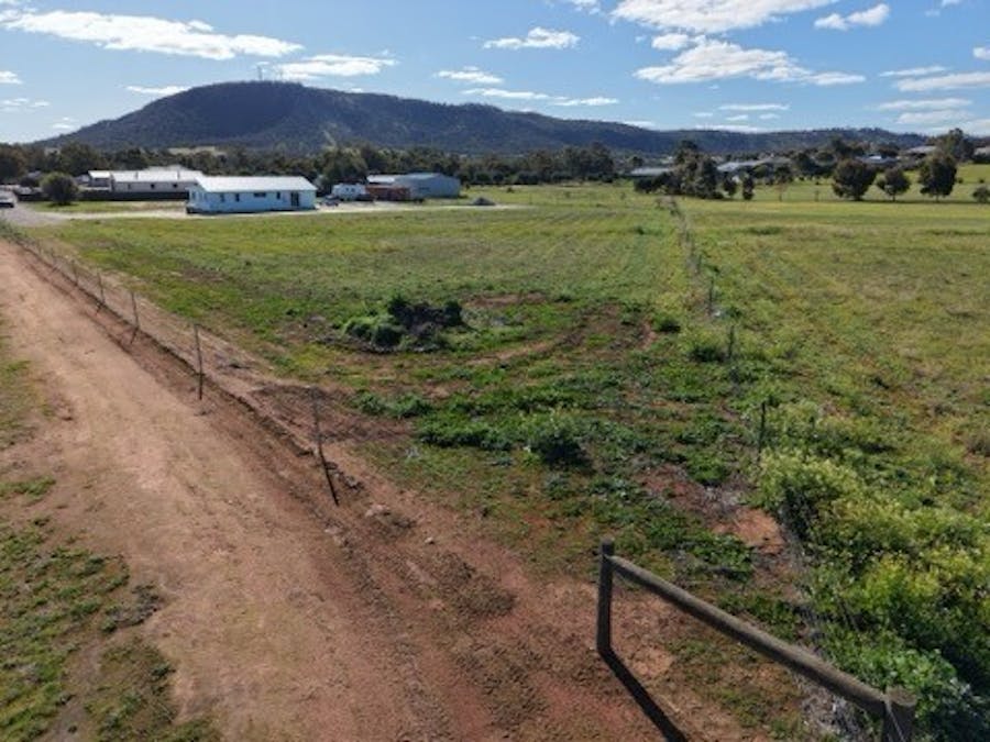 136 Newcastle Street, York, WA, 6302 - Image 6