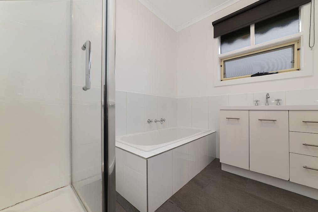 5 Hewett Court, Hamilton, VIC, 3300 - Image 10