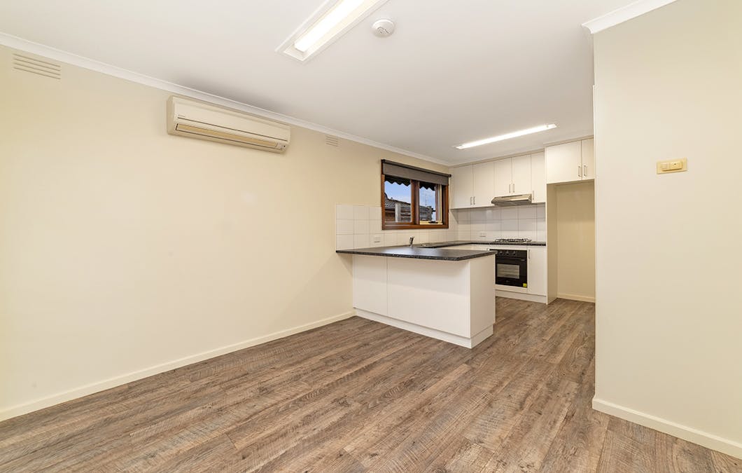 5 Hewett Court, Hamilton, VIC, 3300 - Image 3