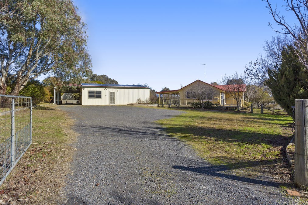 378 Hillview Drive, Murrumbateman, NSW, 2582 - Image 13