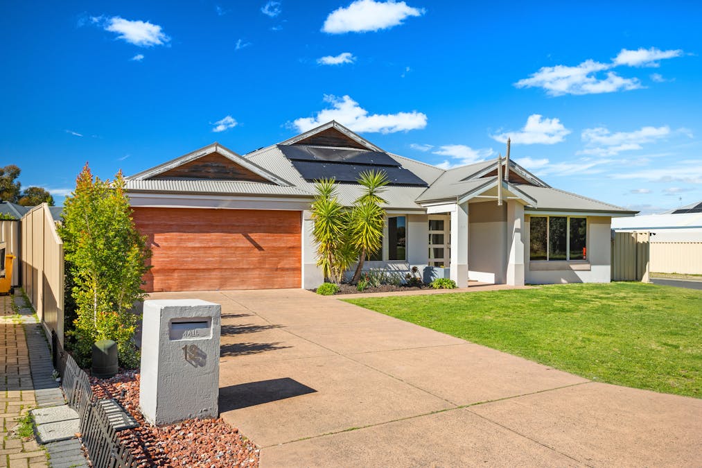 13 Murchison Parade, Millbridge, WA, 6232 - Image 6