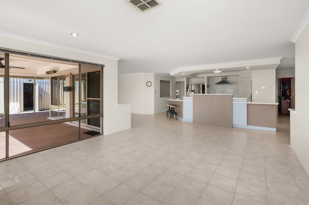 13 Murchison Parade, Millbridge, WA, 6232 - Image 13
