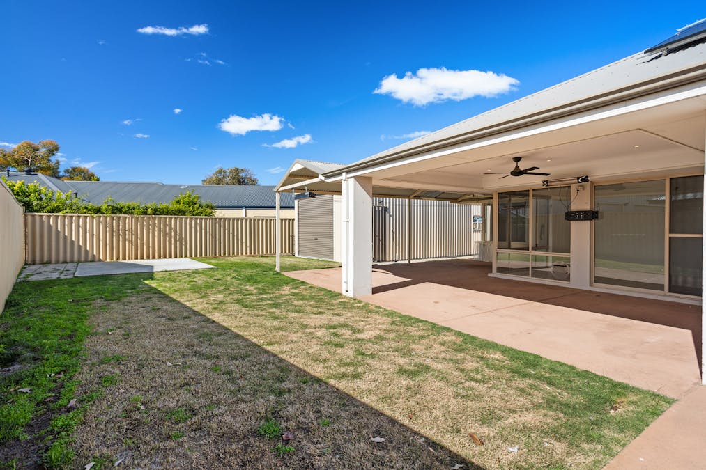 13 Murchison Parade, Millbridge, WA, 6232 - Image 14