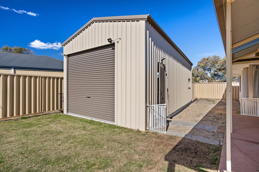13 Murchison Parade, Millbridge, WA, 6232 - Image 15