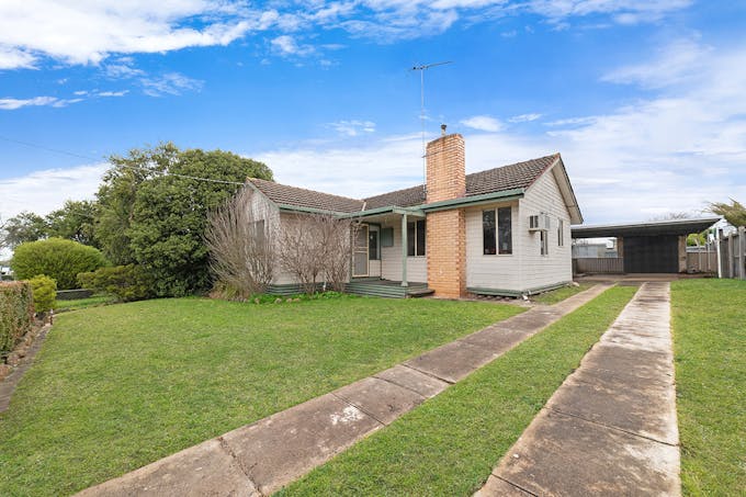 49 Kenna Avenue, Hamilton, VIC, 3300 - Image 1