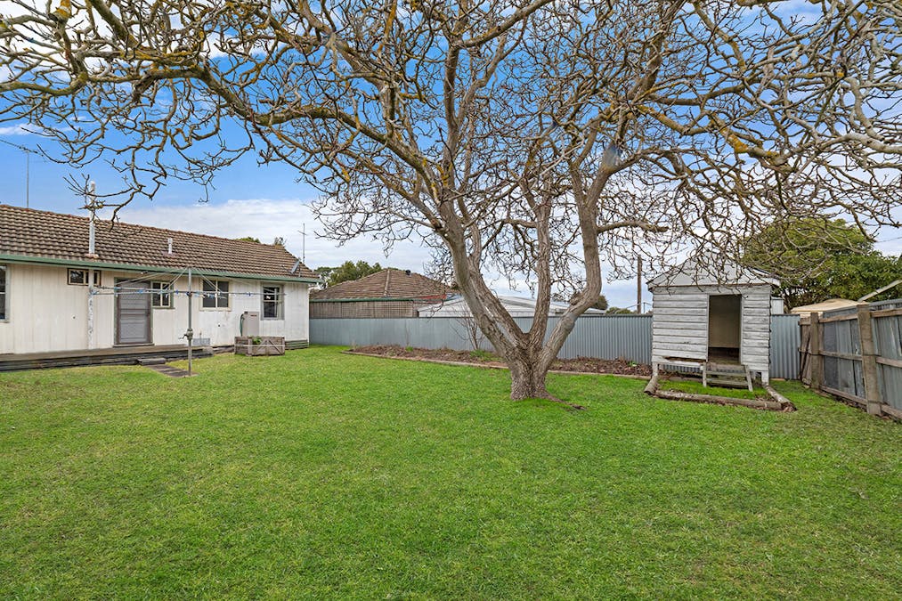 49 Kenna Avenue, Hamilton, VIC, 3300 - Image 10