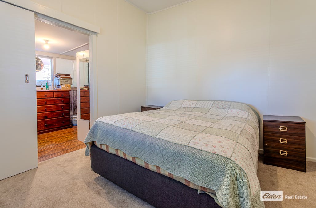 26 Elizabeth Street, Edenhope, VIC, 3318 - Image 6