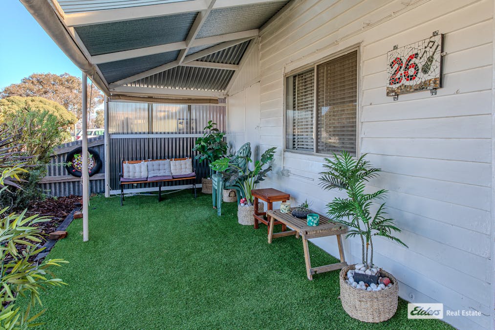26 Elizabeth Street, Edenhope, VIC, 3318 - Image 2