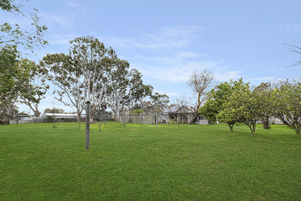 104 Martin Street, Dunkeld, VIC, 3294 - Image 13