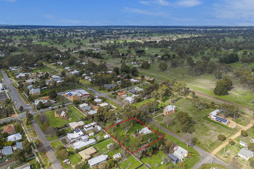 104 Martin Street, Dunkeld, VIC, 3294 - Image 17