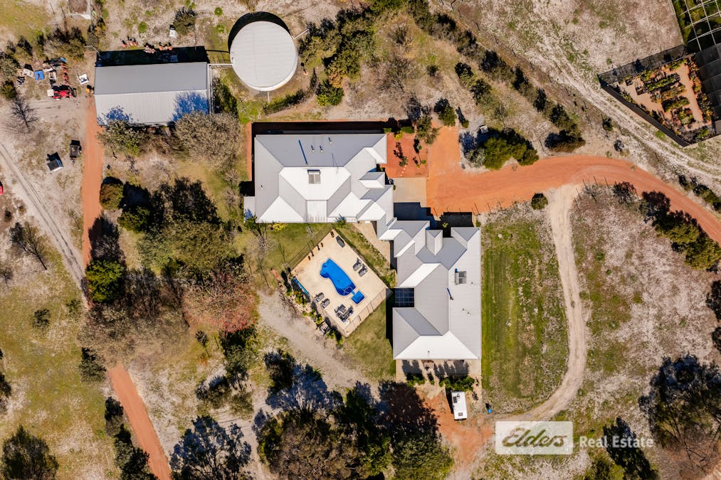 758 Southern Estuary Road, Lake Clifton, WA, 6215 - Image 1