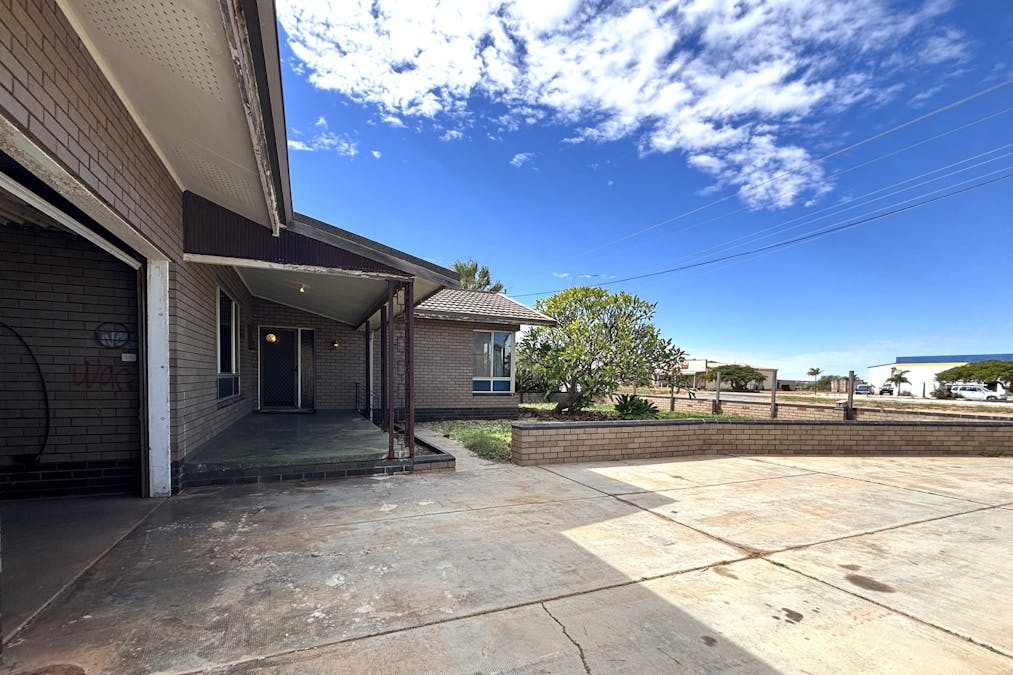 299 Robinson Street, East Carnarvon, WA, 6701 - Image 5