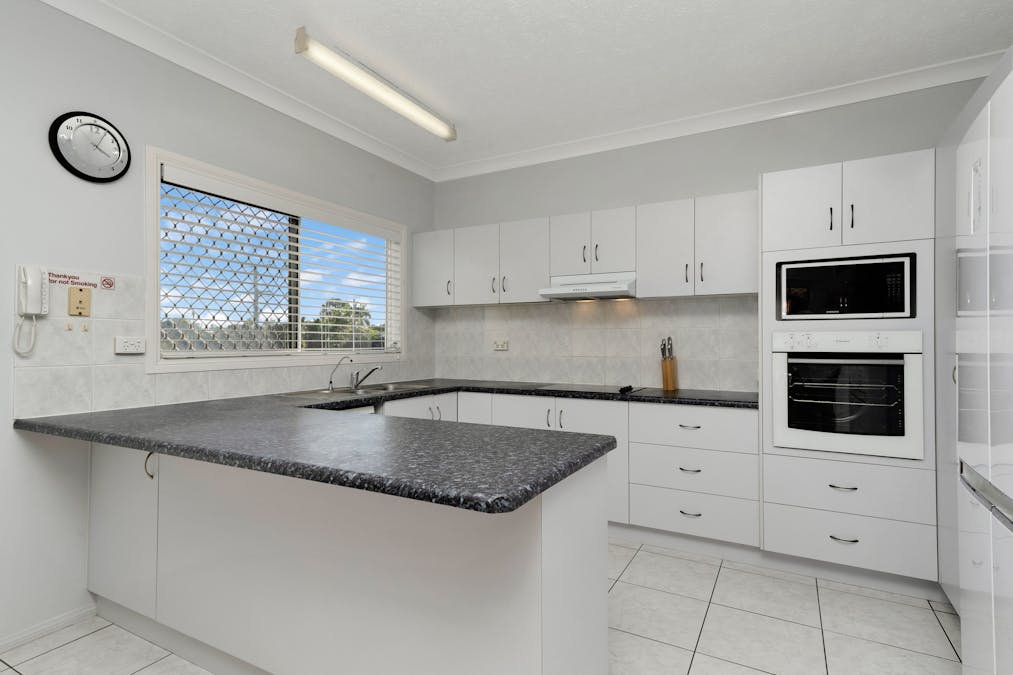 1/185 Mitchell Street, Townsville City, QLD, 4810 - Image 3