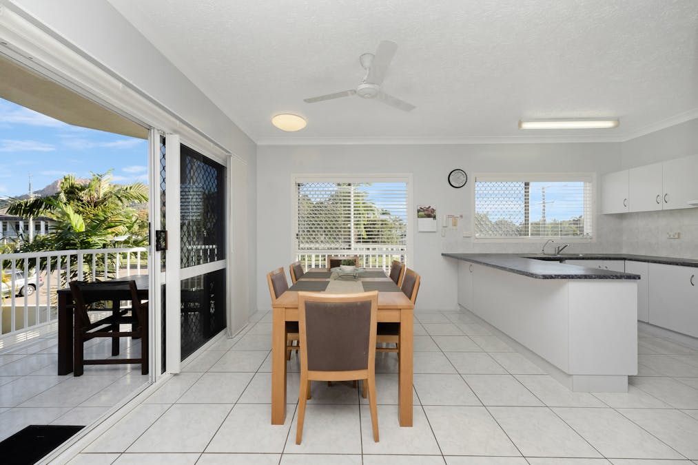 1/185 Mitchell Street, Townsville City, QLD, 4810 - Image 4