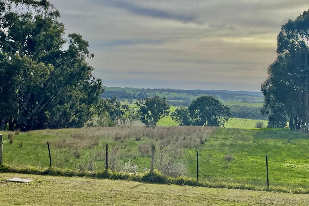 84 Mt Gambier Road, Casterton, VIC, 3311 - Image 12