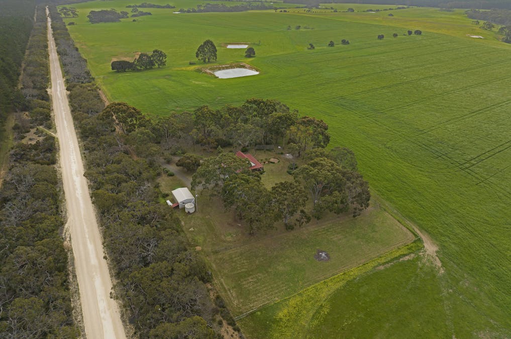 1194  Bark Hut Road, Cassini, SA, 5223 - Image 7
