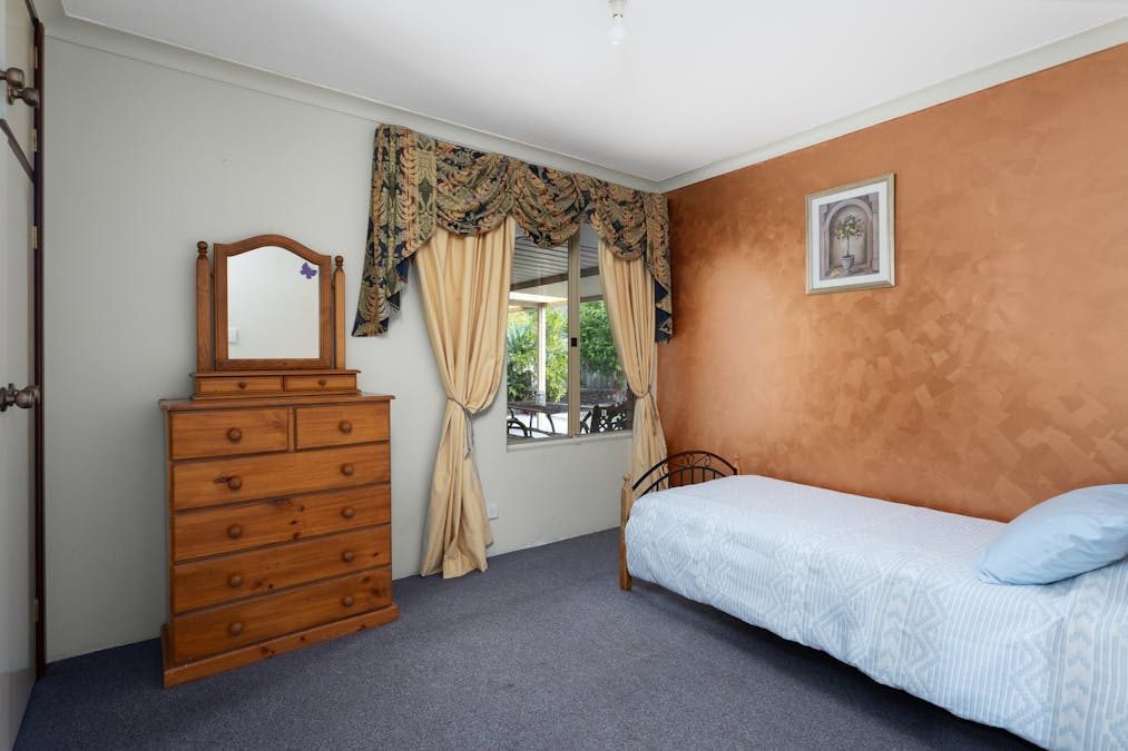 42 Armanta Drive, Carey Park, WA, 6230 - Image 16