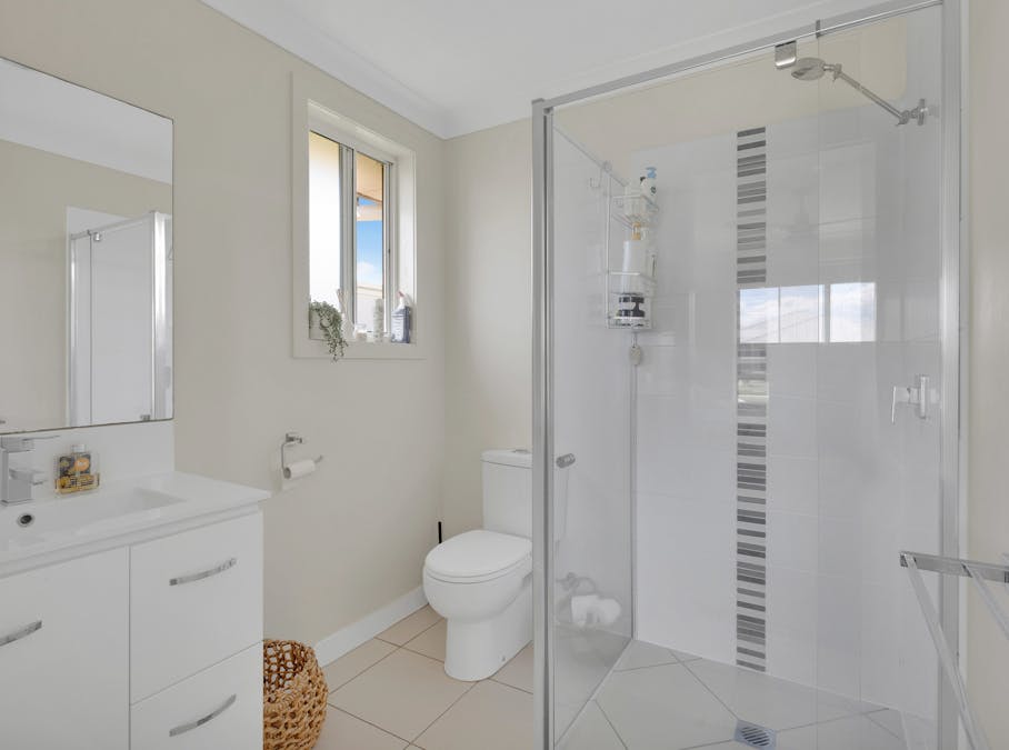 22 Emperor Boulevard, Burdell, QLD, 4818 - Image 13