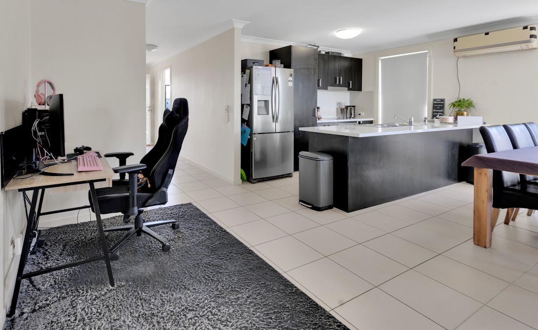 22 Emperor Boulevard, Burdell, QLD, 4818 - Image 11