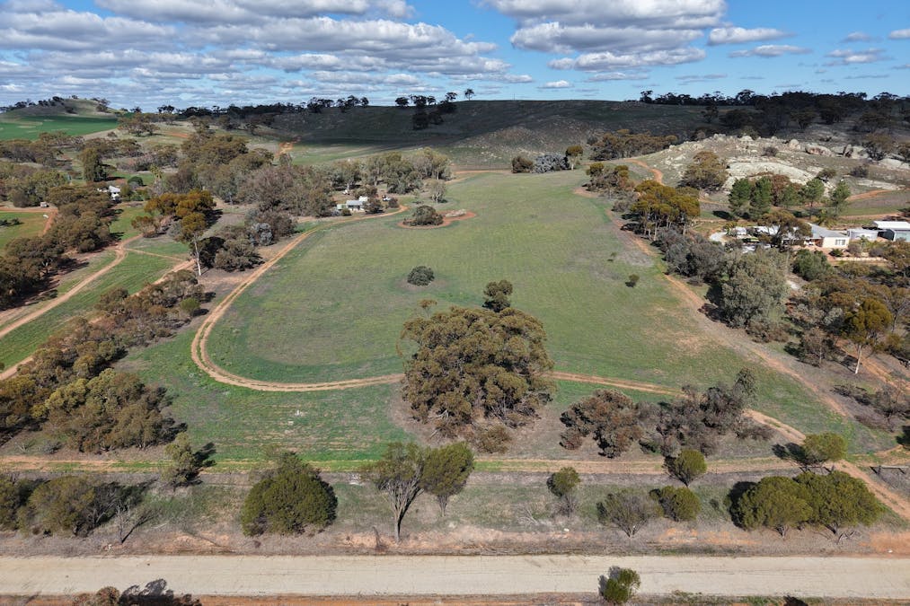 28  Springs Road, York, WA, 6302 - Image 27