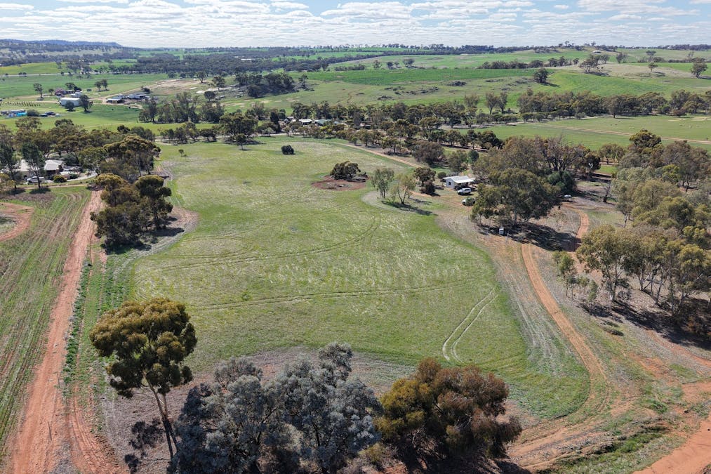 28  Springs Road, York, WA, 6302 - Image 21