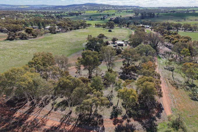 28  Springs Road, York, WA, 6302 - Image 1