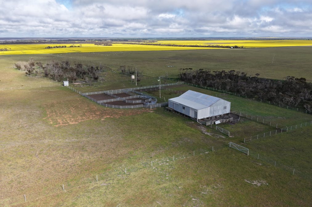 23222 South Coast Highway, West River, WA, 6346 - Image 17