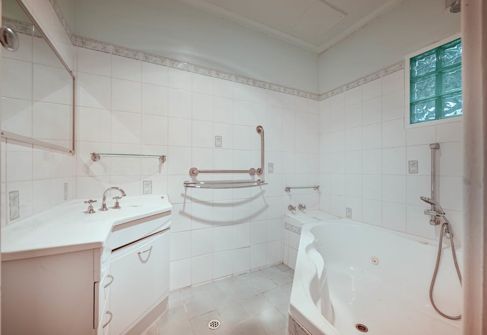 110 Flinders Avenue, Whyalla Stuart, SA, 5608 - Image 3
