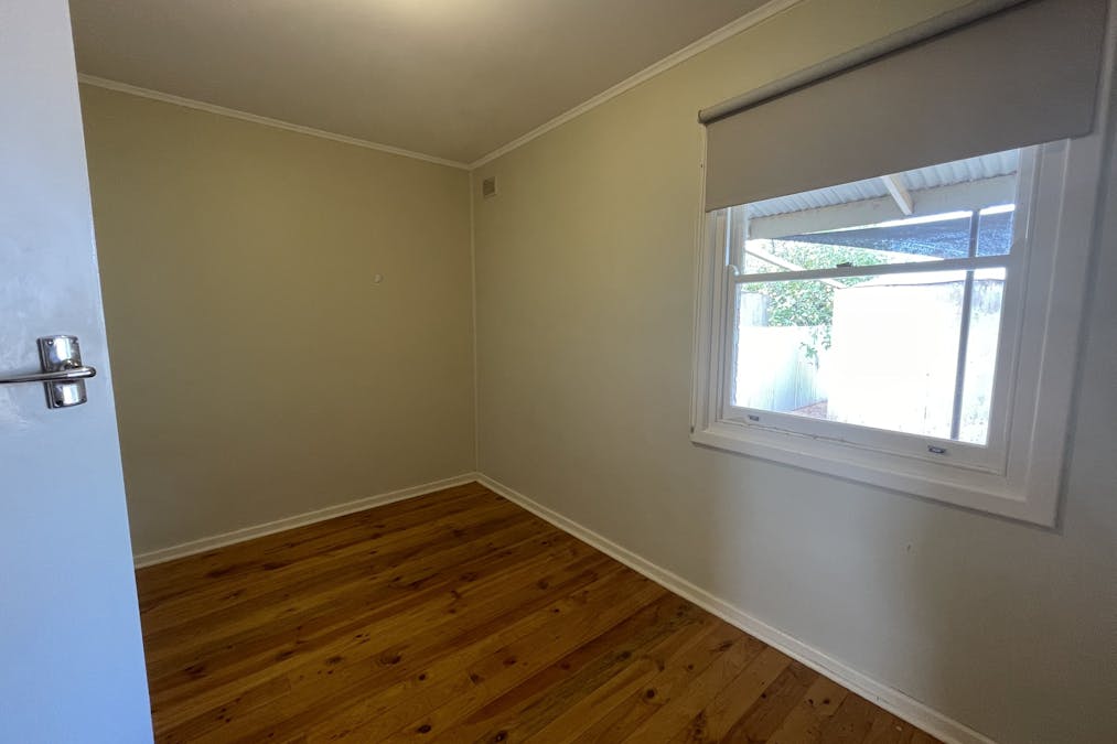 12 Whittard Street, Whyalla Norrie, SA, 5608 - Image 6
