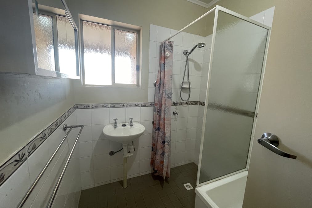 12 Whittard Street, Whyalla Norrie, SA, 5608 - Image 7