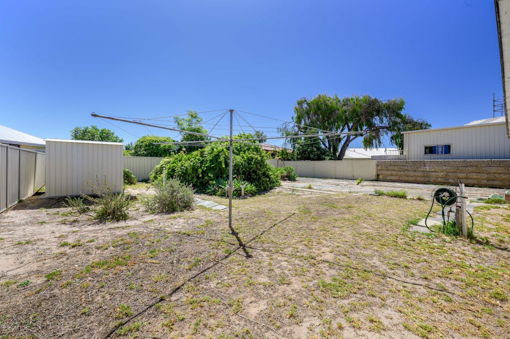 10 Lake Street, Rockingham, WA, 6168 - Image 19