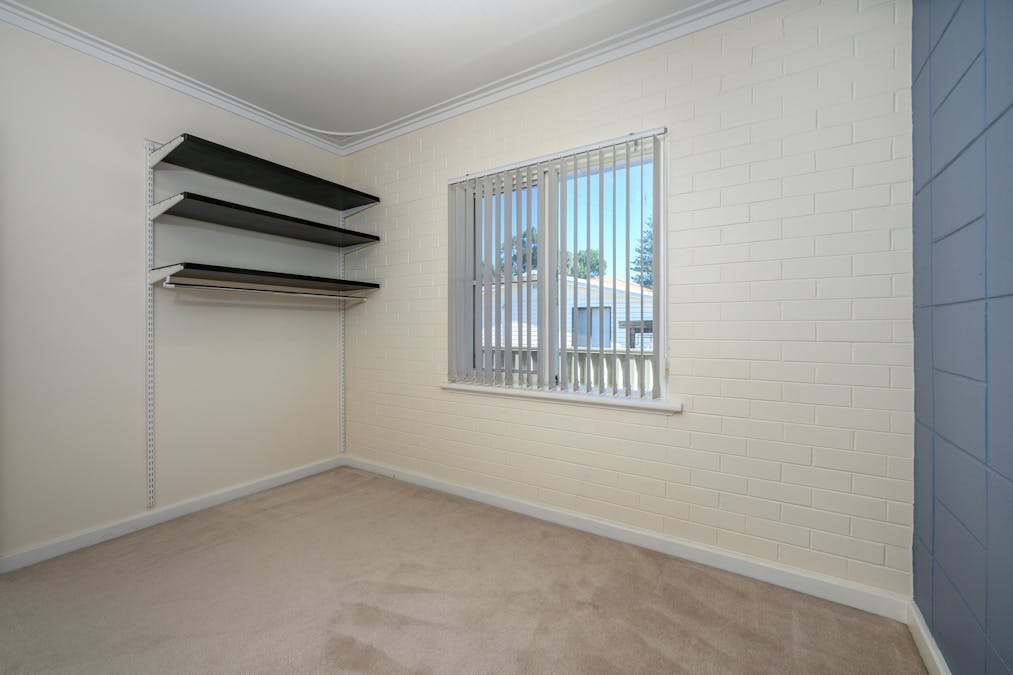 10 Lake Street, Rockingham, WA, 6168 - Image 17
