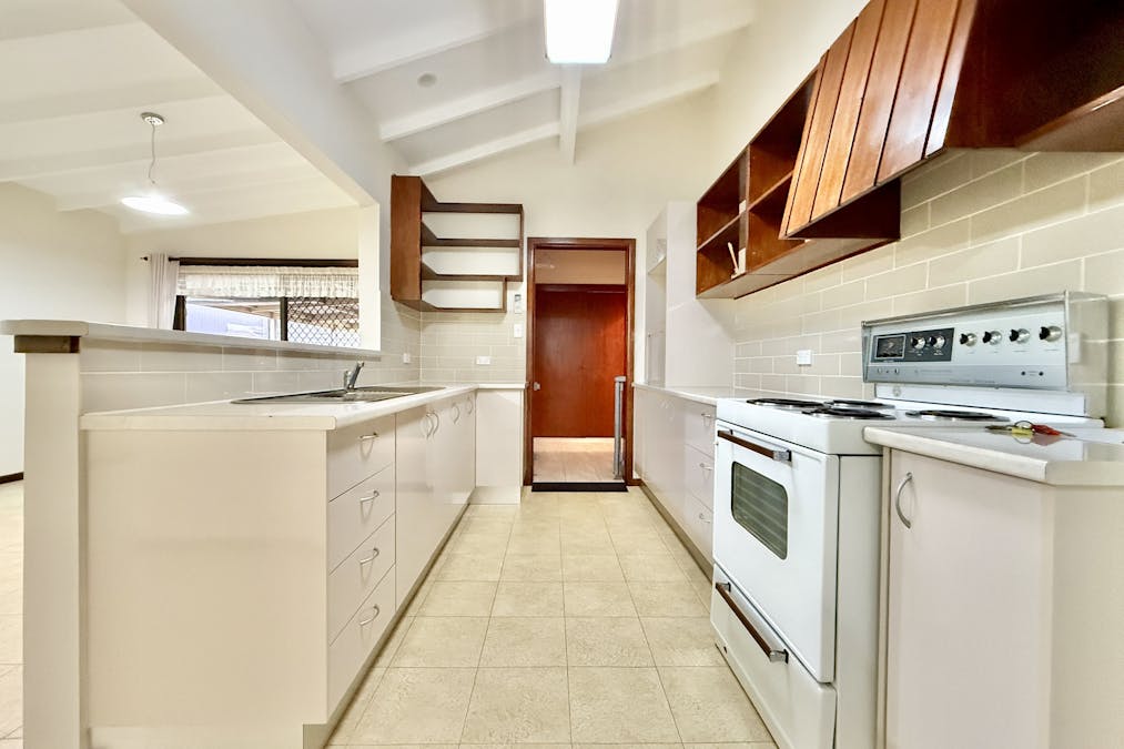 24 Hodges Street, Parkes, NSW, 2870 - Image 6