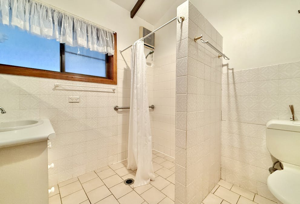 24 Hodges Street, Parkes, NSW, 2870 - Image 9