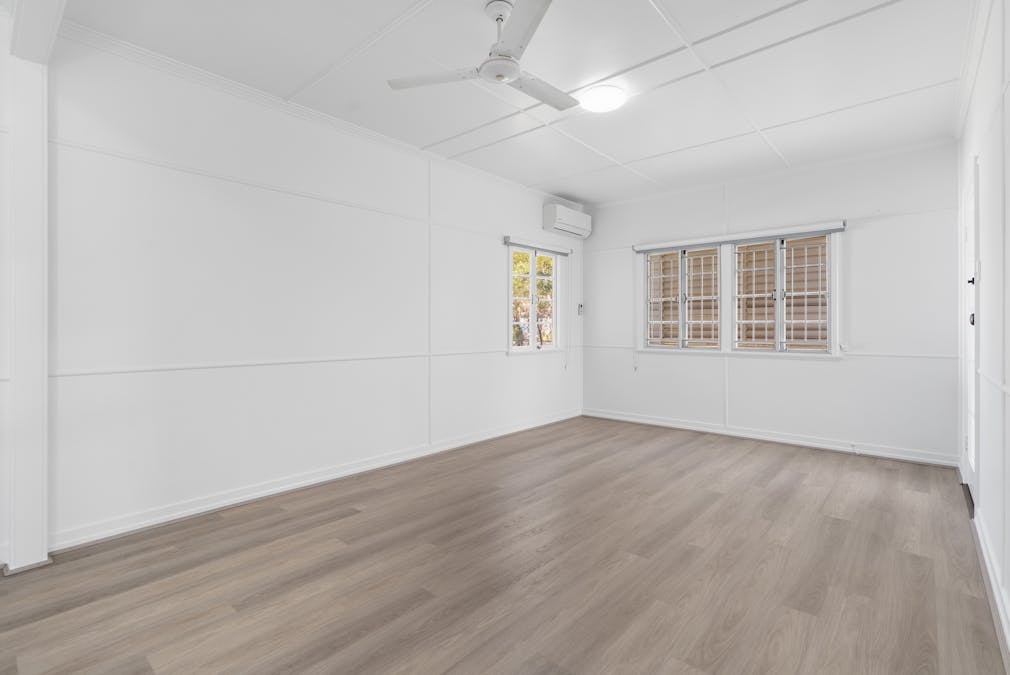 14 Robert Street, Ebbw Vale, QLD, 4304 - Image 2