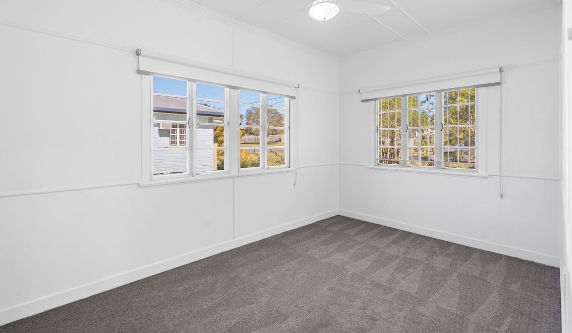 14 Robert Street, Ebbw Vale, QLD, 4304 - Image 4