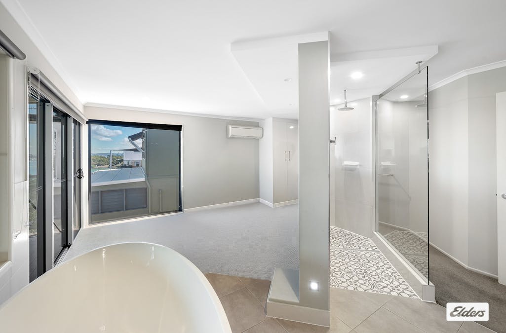 19 Auckland Street, Gladstone Central, QLD, 4680 - Image 16