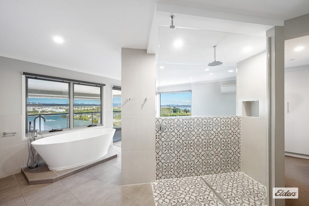 19 Auckland Street, Gladstone Central, QLD, 4680 - Image 15