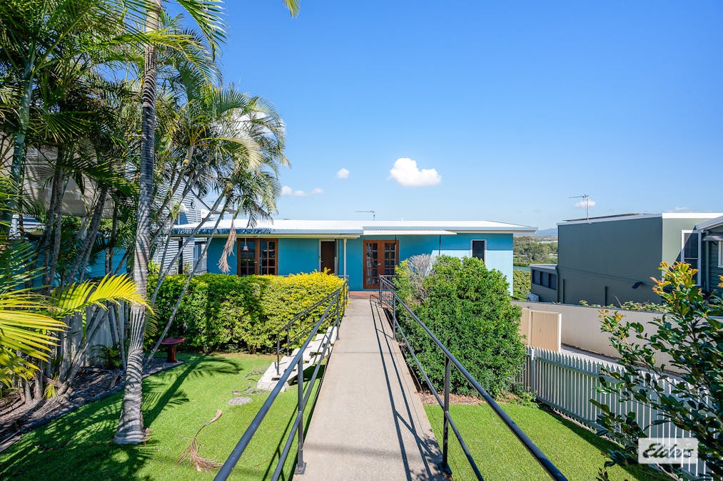 19 Auckland Street, Gladstone Central, QLD, 4680 - Image 2