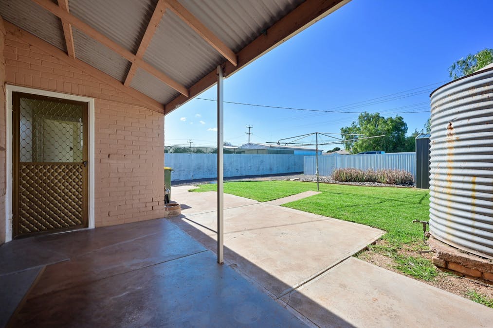 10 Oldridge Street, Whyalla Norrie, SA, 5608 - Image 12