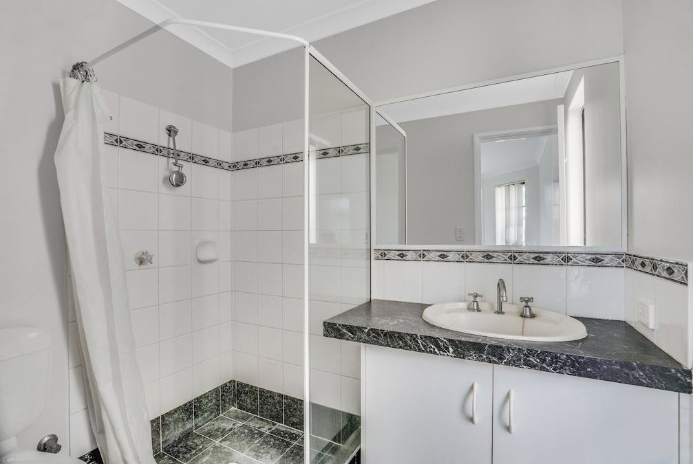 11 Modong Street, Dalyellup, WA, 6230 - Image 7