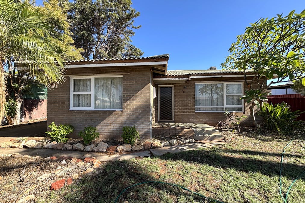 10 Orr Street, South Carnarvon, WA, 6701 - Image 2