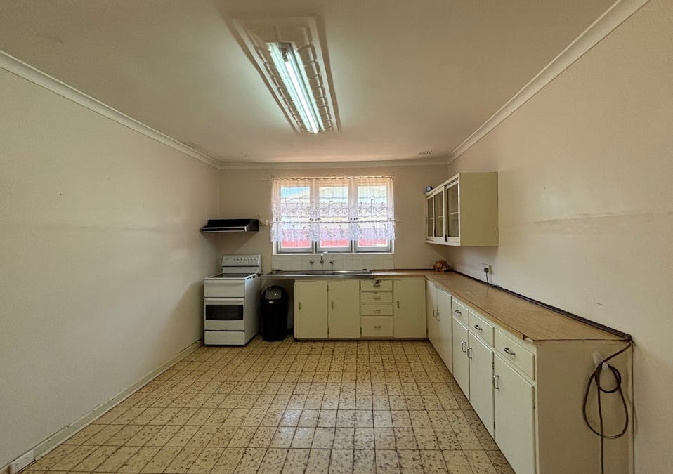 10 Orr Street, South Carnarvon, WA, 6701 - Image 9